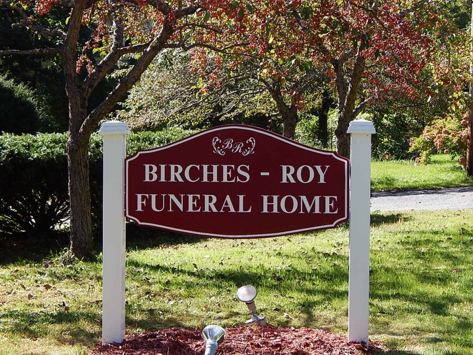 What You Need To Know About Funeral Home Services
