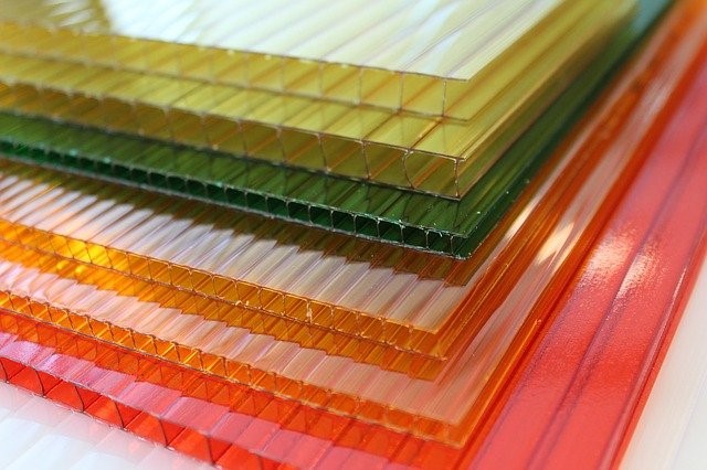 Get To Know The Polycarbonate Material, And Its Advantages & Disadvantages!