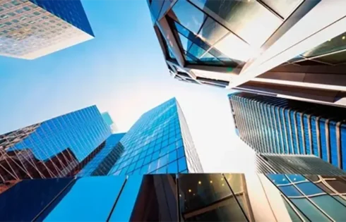 Which Location Factors Set Lucerne Grand and Amberwood at Holland Apart for Homebuyers?